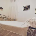 Palazzo Manfredi 37 *